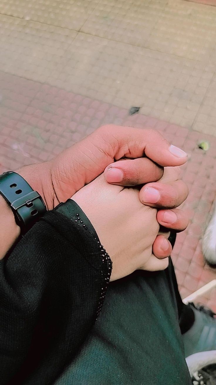 Couple Hand Dp For Instagram