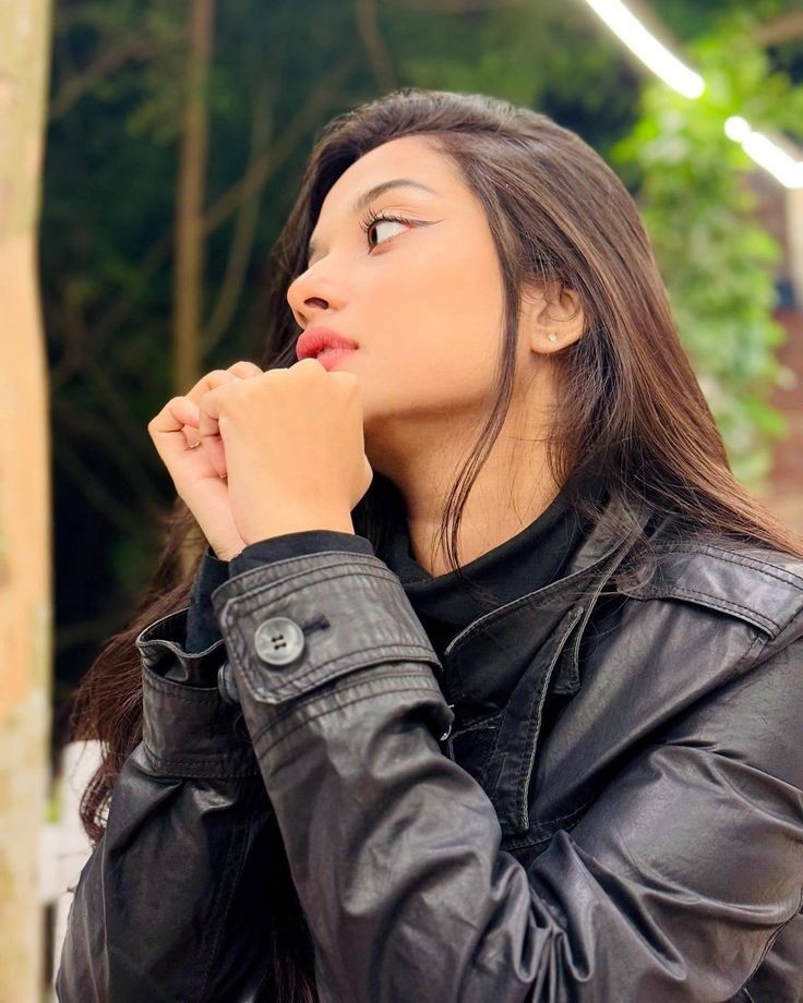 Indian girl photo Indian girl photo
