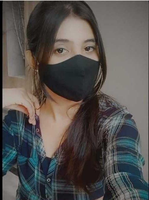 Stylish mask girl Pic Stylish mask girl Pic