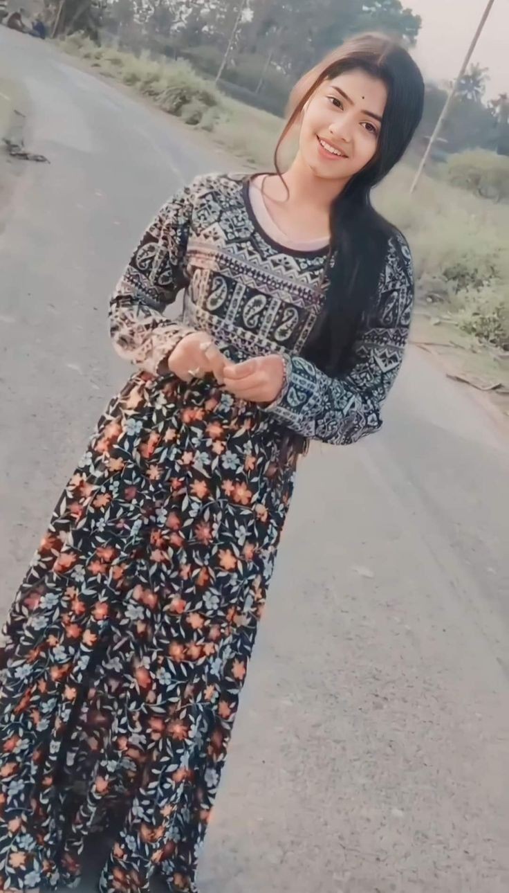ladki ki photo